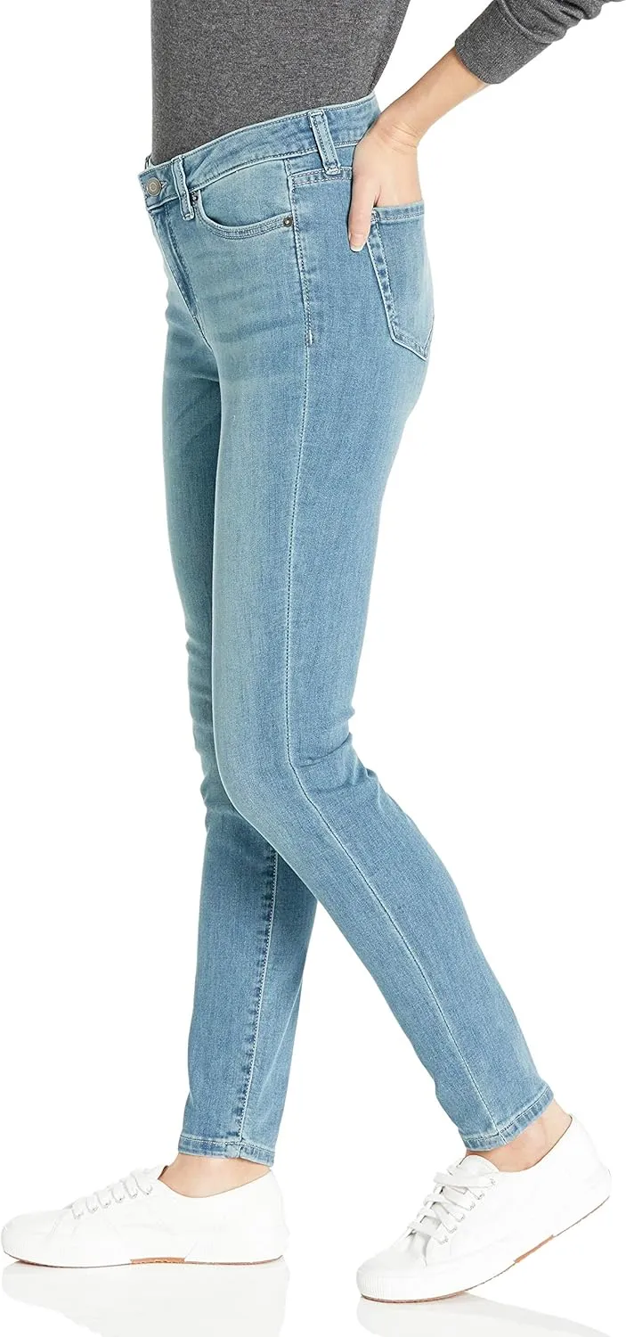Amazon Essentials Women's Mid-Rise Stretchy Skinny Jean