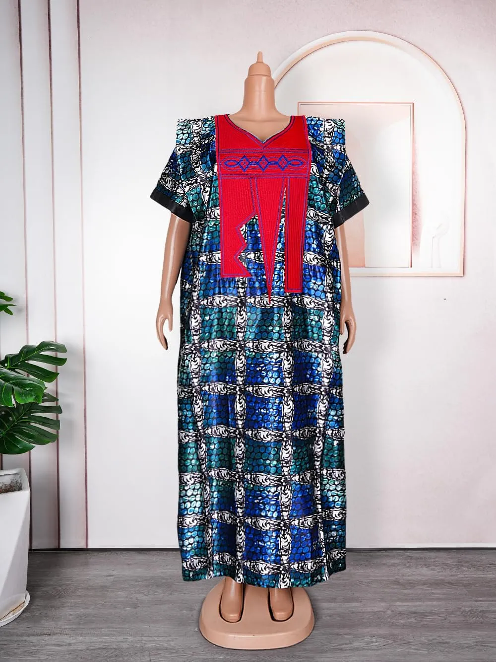 HD African Print Dress for Woman Embroidery Pattern Maxi Dress